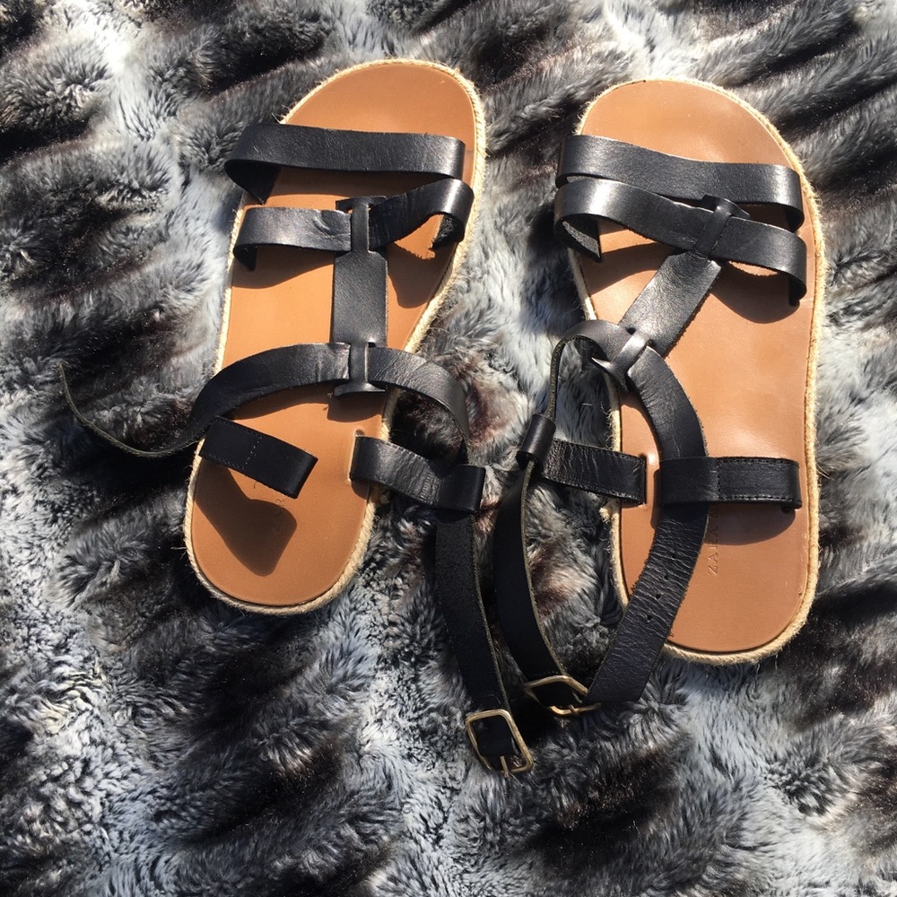Zara thong leather sandals